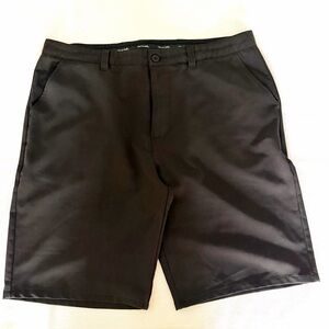 Travis Mathew Black Flat-Front Men's Golf Shorts 38